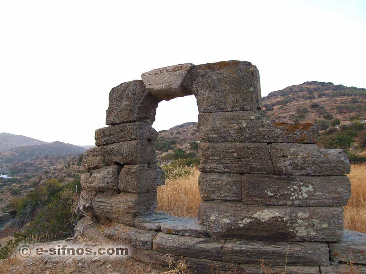 La Tour Kabanario ou Porta (porte)