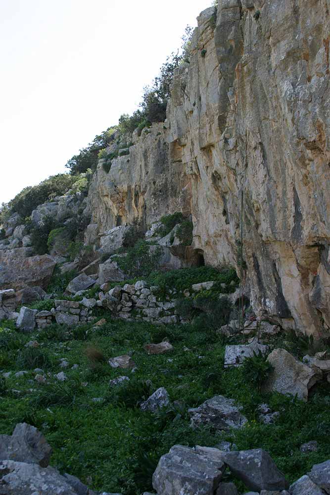Escalade à Mavri Spilia